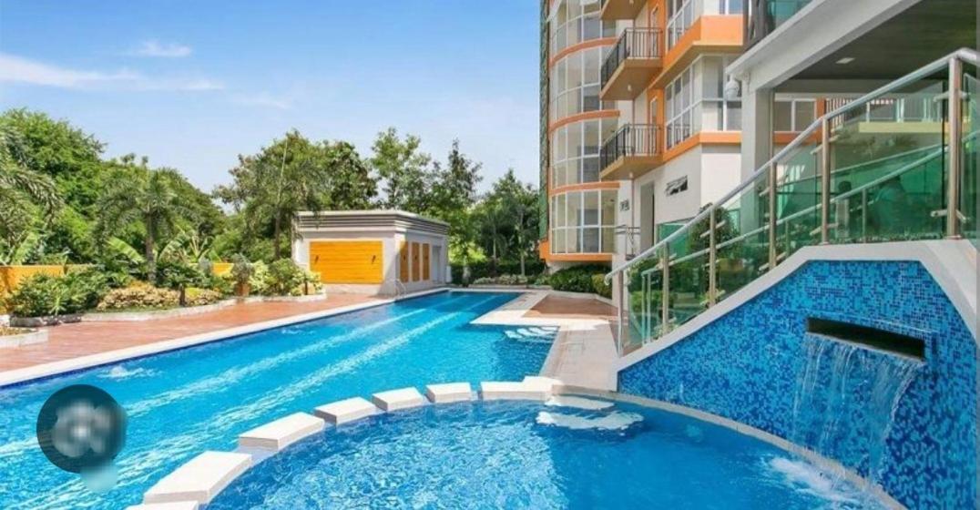 The Lancris Residences, 2 Bedrooms, 1 Bathroom, Living-Room, Kitchen & Pool Is Free Paranaque City Exterior foto